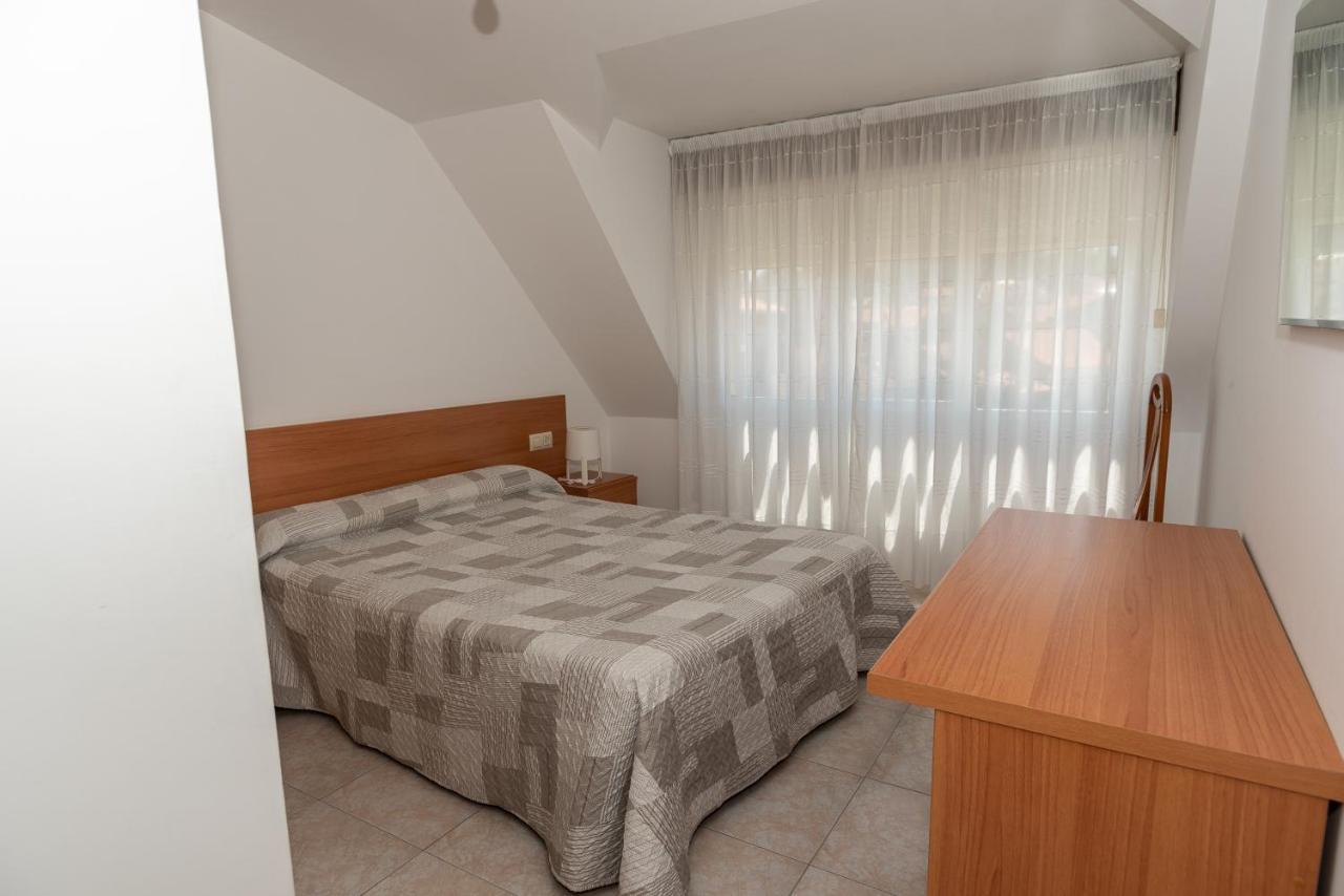 Apartamentos O Grove Buitenkant foto