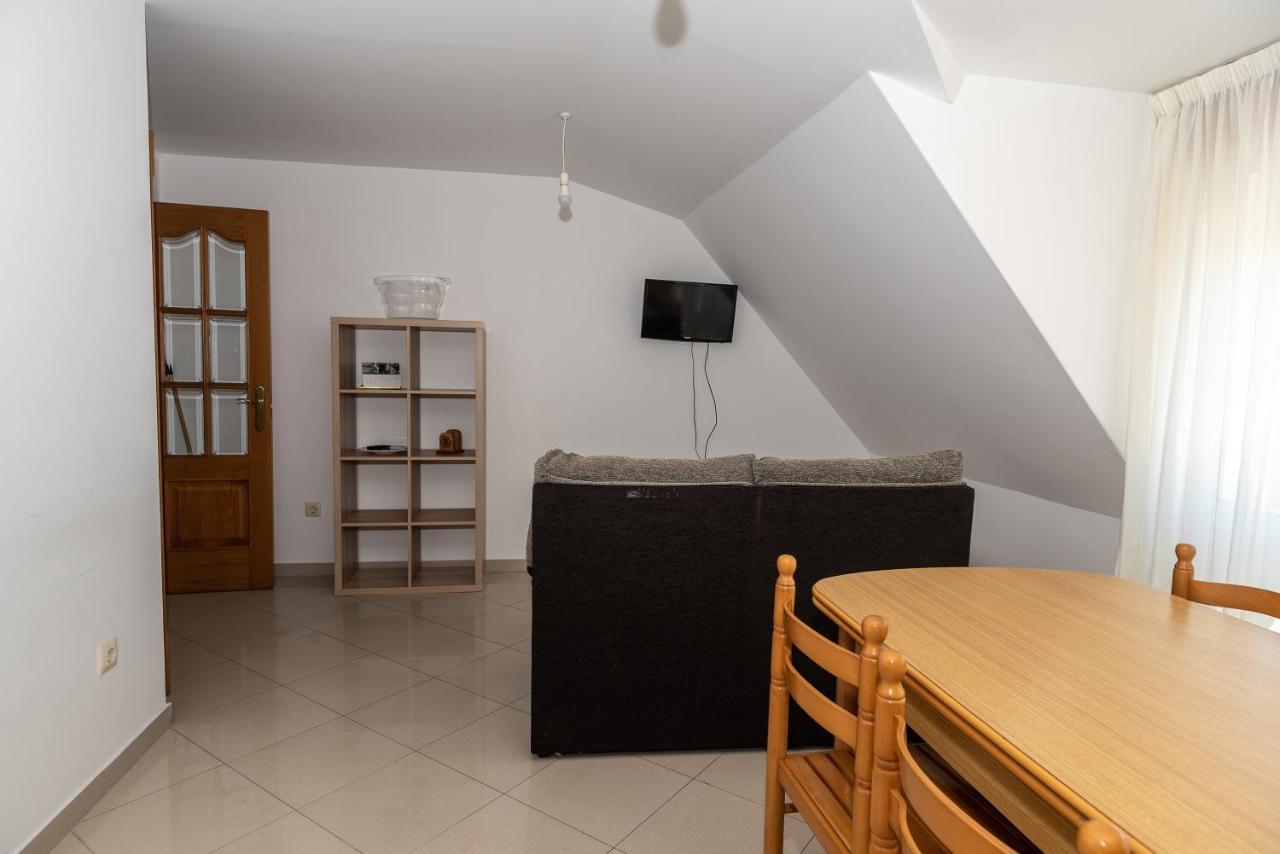 Apartamentos O Grove Buitenkant foto