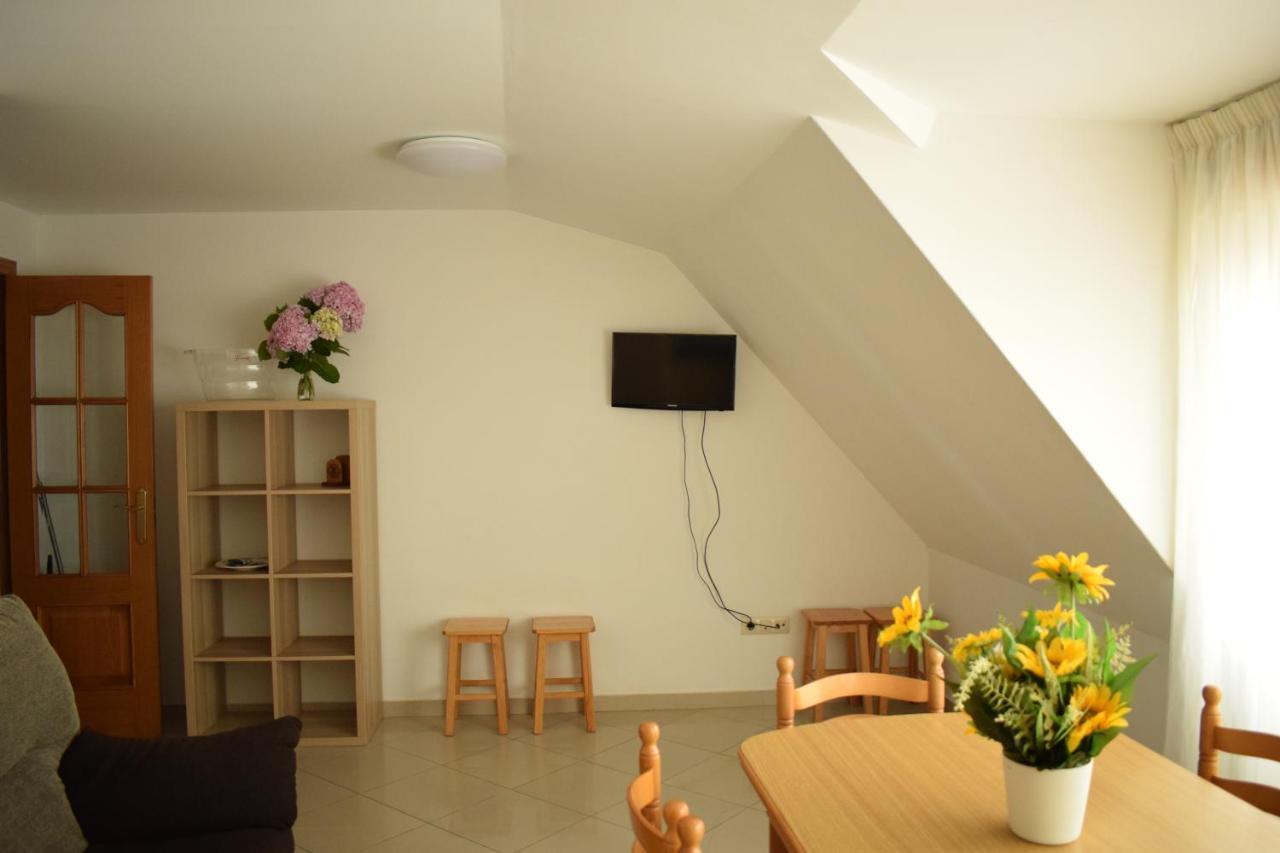 Apartamentos O Grove Buitenkant foto